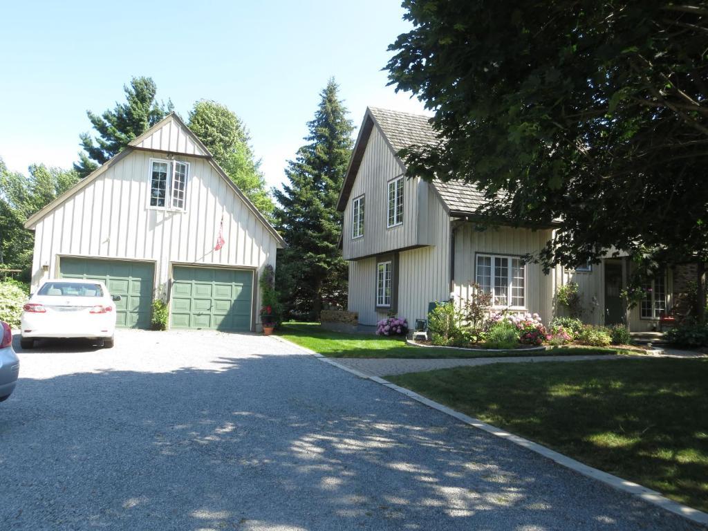 Cedar Gables Bed & Breakfast 나이아가라온더레이크 외부 사진